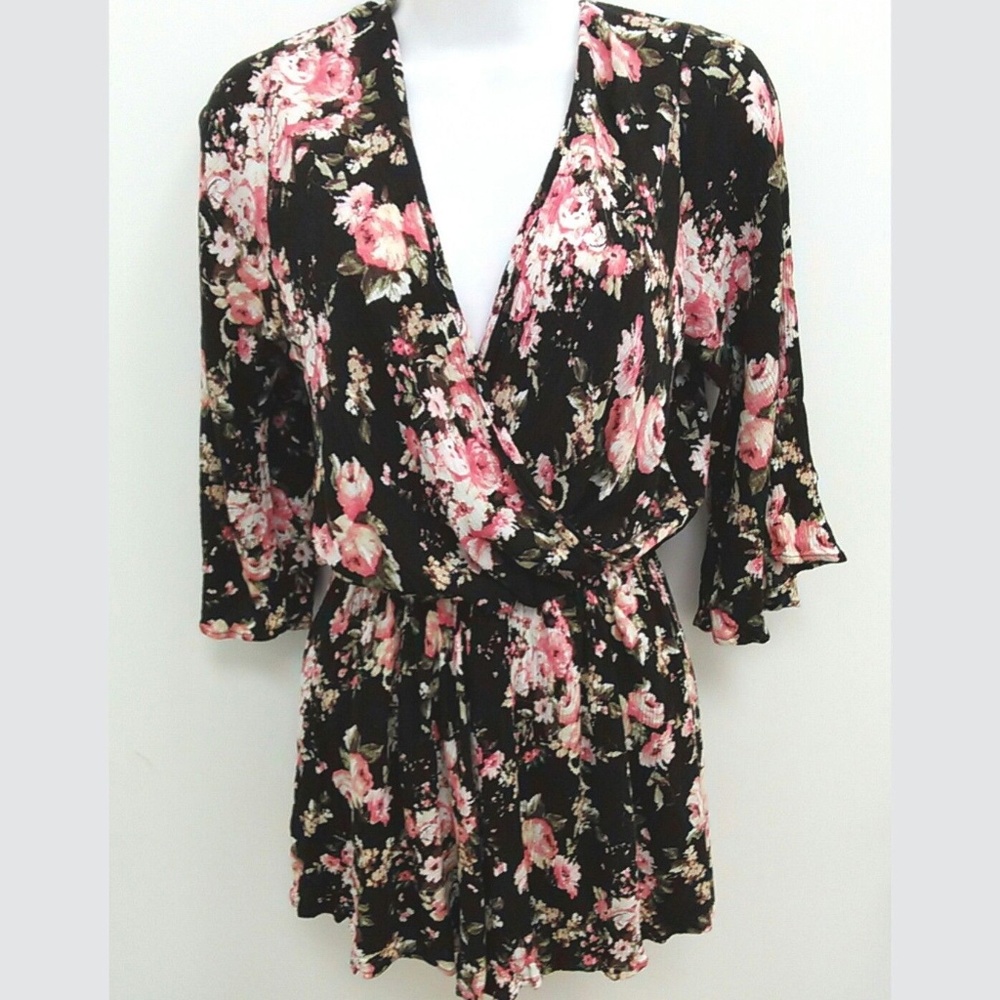 Altar'd State Romper Medium Black Pink Floral - Picture 1 of 5